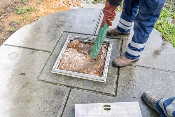 we use specialized vacuum trucks and hoses to efficiently and effectively pump cesspools